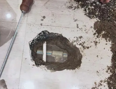 于洪卫生间测漏水